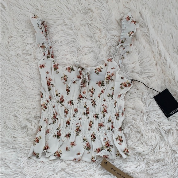 Reformation Tops - NWT reformation Aurora Top in Geraldine